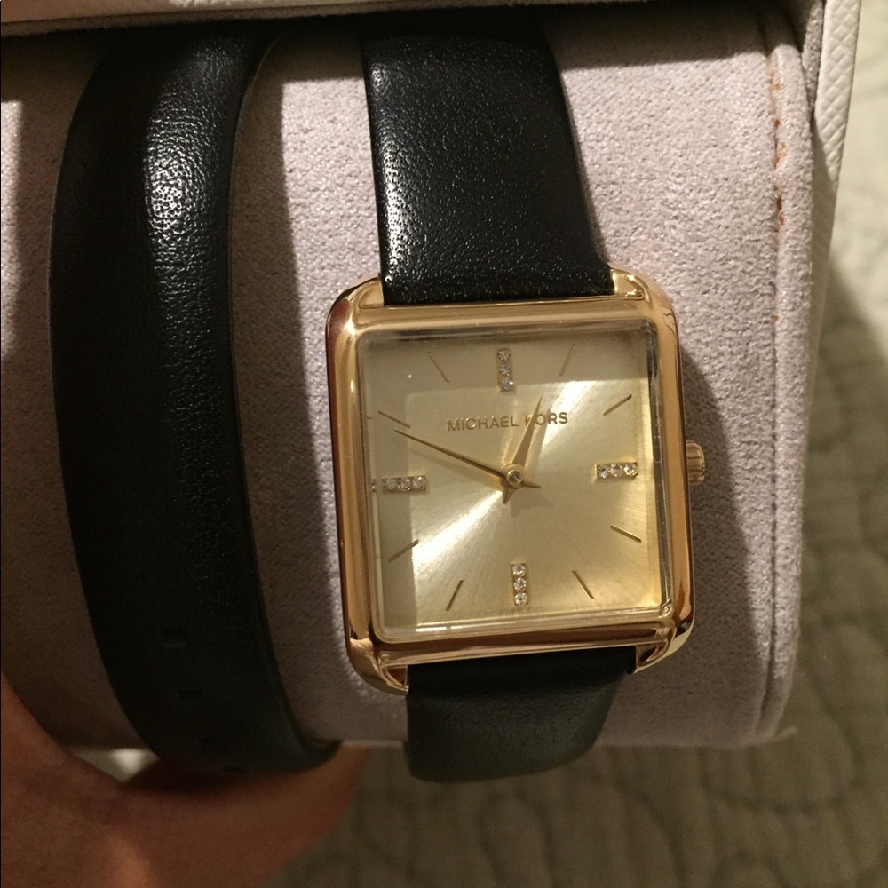 Michael Kors Drew Double Leather Strap Watch